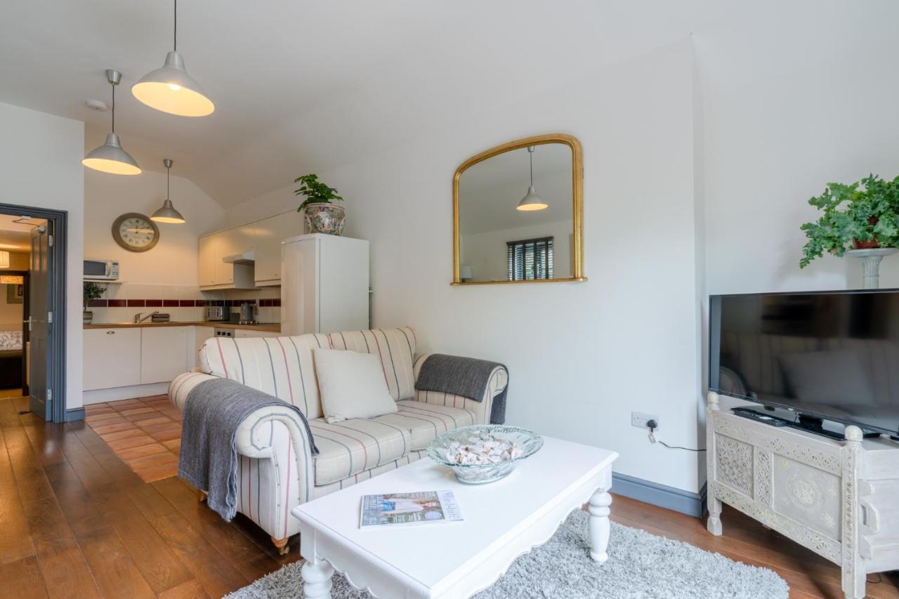 Buff Lodge Tackley Esterno foto